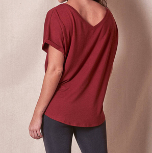 Women's V-Neck Batwing Sleeve Regular Fit 100% Polyester Casual Knitted Eco-Friendly Applique Summer T-Shirt Solid Color Red - Product Image 2