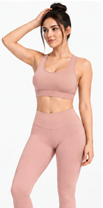 Ensemble de yoga pour femmes, couleur unie, soutien-gorge de sport à bretelles, short taille haute, Pilates, gym, fitness, entraînement, vêtements de sport, deux pièces personnalisées - Product Image 3