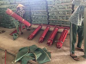 Manches de balai en eucalyptus couleur naturelle 120 cm diamètre 20-25 mm Qualité première couche Balai en palmier GMEX JSC Bac Giang Sac tissé - Product Image 6