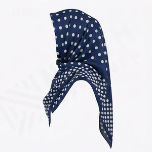 Pañuelo Hijab de Lujo Premium Chic, Vintage, con Doble Costura, Cuadrado, 90x90cm, con Puntos, Suave, Transpirable, Elegante y Estilizado - Product Image 3