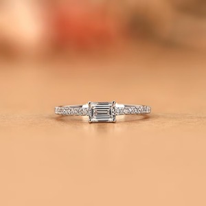 Anillo de Mujer Elegante y Lujoso con Diamante Solitario Lapidado en Oro Sólido de 14K, Certificado IGI, Disponible en Blanco, Amarillo y Rosa - Product Image 1