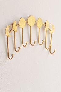 Última Colección de Ganchos de Latón de Gran Tamaño, Acabado Dorado Pulido, Diseño Artesanal, Ecológicos y Duraderos, Organizadores de Llaves para Pared - Product Image 3