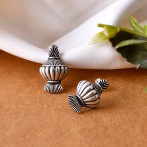Meera Jaipur <b>Fine</b> <b>Stud</b> <b>Earrings</b> Elegant Silver Design for Women - Product Image 1
