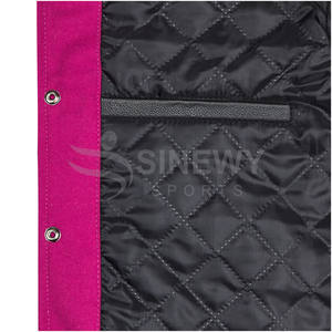 Chaqueta Varsity de Diseño Personalizado para Hombre - Ropa Urbana al por Mayor con Bordado y Chaquetas de Hombre de Primera Calidad - Product Image 6