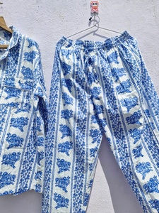 Conjunto de Pijama para Mujer 100% Algodón con Estampado de Leopardo, Cuello en V, Tejido de Punto, Manga Larga, Botones, Ecológico, Suave y Transpirable - Product Image 2
