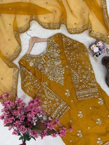 Realza la belleza de tu guardarropa con el nuevo conjunto moderno de salwar kameez de secado rápido para fiestas. - Product Image 4