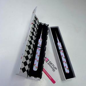 Pince à épiler de précision anti-magnétique en acier inoxydable à pointe argentée, avec revêtement en papier cerise, isolation droite de haute qualité - Product Image 1