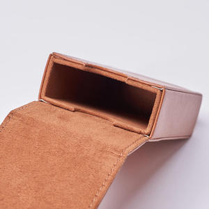 Boîte de rangement portable pour cartes de poker en cuir PU écologique avec logo personnalisé, option de personnalisation, pour jeux de famille - Product Image 3
