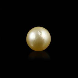 Loose Golden Pearl Gemstone 5.9 Carat for Fine Jewelry - Product Image 1