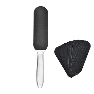 Râpe à pieds professionnelle pour éliminer les peaux mortes et les callosités, lime de pédicure avec manche en acier inoxydable - Product Image 1