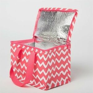 Bolsa Térmica Aislante de Tela No Tejida Reciclable con Cierre Superior, Impresión de Logotipo Personalizado, Reutilizable para Entrega de Alimentos, Asa Verde CENPLAS - Product Image 1