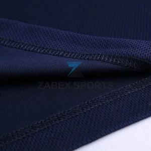 Conjunto de Uniforme de Baloncesto Ligero y Personalizado, Jersey y Pantalones Cortos Modernos, Tejido Transpirable que Absorbe la Humedad, para Entrenamiento en Equipo - Product Image 5