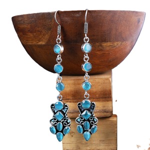 Pendientes Largos de Latón con Piedra Azul, Estilo Boho Tribal, a la Moda |   Pendientes Colgantes Étnicos Plateados Antiguos al por Mayor para Mujer - Product Image 1