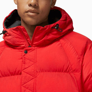 เสื้อแจ็คเก็ตพัฟเฟอร์ผู้ชายทรงเข้ารูป ผลิตอย่างมืออาชีพ สำหรับใส่ลำลอง แฟชั่นหนา ทนทาน เหมาะสำหรับกิจกรรมกลางแจ้ง พร้อมบริการสั่งทำพิเศษ - Product Image 3