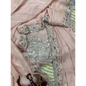 Sari de soirée de créateur avec sequins et broderies pour les soirées en boîte de nuit - Product Image 3