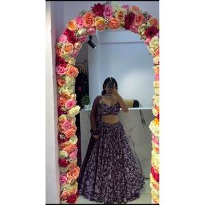 Hermoso Lehenga Choli de Diseñador con Estampado Digital para Ropa India y Pakistaní - Product Image 2