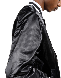 Venta al por mayor de diseño personalizado de los hombres de satén de seda Varsity chaqueta de cierre de cremallera Logotipo de color Letterman béisbol equipo desgaste chaqueta de Bombardero - Product Image 5