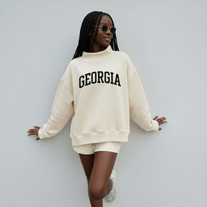 Haut oversize en molleton d'hiver écologique brodé à col montant en coton doux pour femme avec logo personnalisé, style streetwear, tendance Alpha Delta - Product Image 4