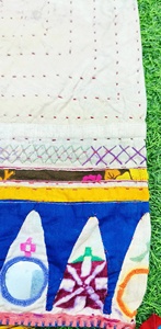 Vibrant Vintage Dowry Kantha Banjara Bag Bolso de compras para mujer - Product Image 6