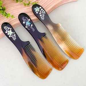 Peine de cuerno de lujo, ecológico, duradero, hecho a mano, elaborado con cuerno pulido de acabado liso, perfecto para el cuidado diario del cabello y la barba. - Product Image 5