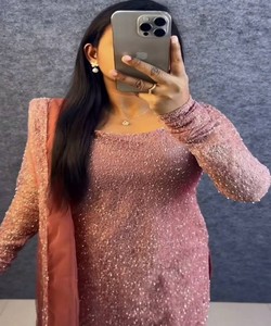 เสื้อปักลายผีเสื้อผ้าฝ้ายพร้อมผ้าคลุมไหล่ สำหรับงานเทศกาล ราคาขายส่ง เสื้อผ้าชาติพันธุ์ ลายวาดมือ สีลาเวนเดอร์ - Product Image 2