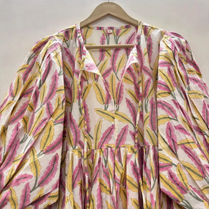 เดรสสั้นผ้าฝ้ายพิมพ์ลายดอกไม้แบบแฮนด์เมด คอวี แขนสามส่วน แต่งระบายลูกไม้ ซักได้ เป็นมิตรต่อสิ่งแวดล้อม สไตล์จีน - Product Image 2