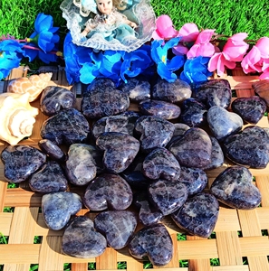 Cristal de Iolita Natural Chakralume, Corazón Grabado, Piedra Curativa Pulida para Reiki, Meditación, Decoración Energética, Fabricación de Joyería - Product Image 2