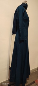 Elegante Vestido Maxi Azul Marino con Bordado Dorado, Cuello en V, Manga Larga, Corte en A, Estilo Casual - Product Image 5