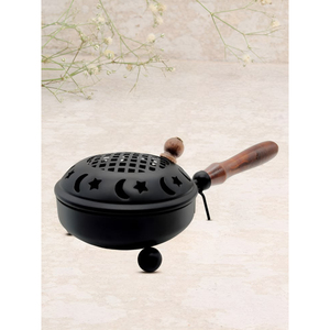 Quemador de Incienso de Metal Negro Mate Hecho a Mano con Mango Ergonómico de Madera, Portátil, para Resina - Product Image 4