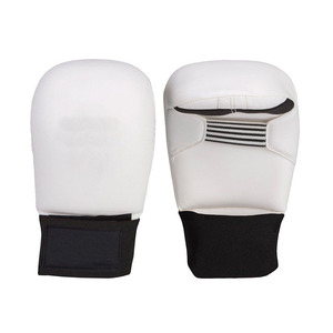 ถุงมือชกมวย PU สีขาว อุปกรณ์ฝึกศิลปะการต่อสู้ที่ทนทานสำหรับทุกเพศ - Product Image 1
