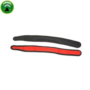 Chaîne Hobble équestre en néoprène rouge taille unique - Product Image 2