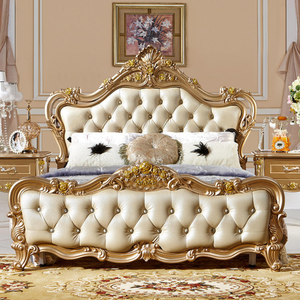 Juego de dormitorio de lujo estilo francés con cabecero tapizado capitoné, cama principal antigua de caoba maciza tallada a mano en dorado para apartamento - Product Image 1
