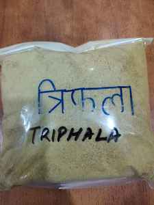 Poudre Capillaire Bio Naturelle 2-EN-1 Stimulante pour la Croissance : Ashwagandha, Bhringraj, Feuille de Laurier, Moringa – Pour Cheveux Bouclés et Tous Types de Cheveux - Product Image 5