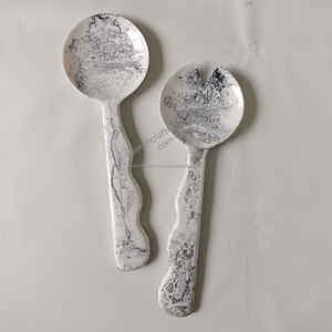 Juego de cucharas para servir ensalada de resina clásica y elegante, utensilios de cocina y servidor de ensalada de Color amarillo pálido de alta calidad de la India - Product Image 4