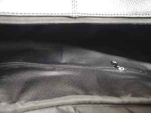 Sac de voyage week-end en cuir véritable avec doublure en polyester, fermeture éclair, logo personnalisé, fabriqué en Inde - Product Image 3