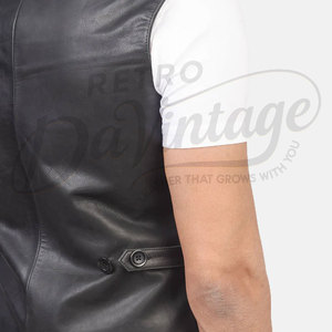 Gilet de motard personnalisé pour homme en cuir véritable noir, coupe ajustée, veste sans manches avec ceinture, multi-poches, style punk - Product Image 4