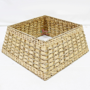 Base Decorativa para Árbol de Navidad Tejida a Mano de Artex Dong Thap Factory, Base de Pasto Marino Natural para las Fiestas - Product Image 1