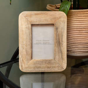 Cadre photo en bois finition naturelle pour décoration organique, affichage mural ou sur bureau, style calme et terreux, cadeau pour mariage, anniversaire, etc. - Product Image 4