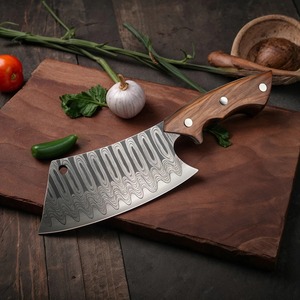Couteau à découper artisanal moderne en acier Damas, avec manche en bois ambidextre, extra-affûté, forgé, compatible lave-vaisselle, étui en cuir - Product Image 5