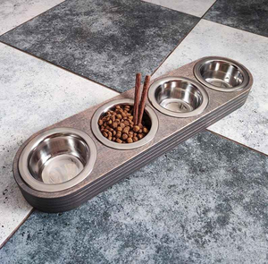 Support surélevé en bois naturel pour gamelles de chien avec deux gamelles en acier inoxydable – Mangeoire surélevée pour animaux de compagnie en bois - Product Image 1