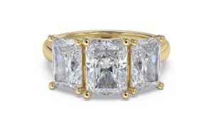 แหวนเพชรโมเดิร์นเรเดียนท์ไดมอนด์ทริโลจี 0.75 กะรัต เพชรเลี้ยงในห้องปฏิบัติการ ประดับด้วยทอง 18K และแพลตตินัม - Product Image 2