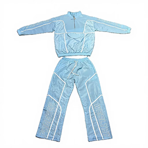 Conjunto de Chaqueta Cortavientos Reflectante Ligera con Logotipo Bordado Personalizado, Conjunto Deportivo de Satén con Cierre, Ropa Urbana para Hombre, Fabricación OEM - Product Image 1