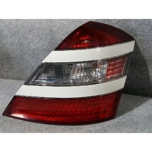 ไฟท้ายขวามือสองสำหรับรถ S-class รุ่น A2218200464 - Product Image 2