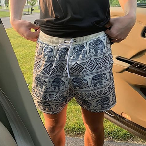 Shorts de sport en maille respirante épaisse OEM pour le basketball, motif floral imprimé par transfert thermique, taille élastique, style hip-hop - Product Image 4