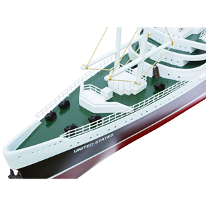 C082 - Maquette de transatlantique américain en bois, artisanale, décoration nautique, cadeau pour collectionneur maritime, 83Lx10Wx22.5H cm - Product Image 6