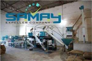 Automatic Mini <b>Oil</b> Expeller <b>Machine</b> 4 Ton Capacity 6 Bolt 27x5 Coconut Peanut Seed Crushing <b>Oil</b> Extraction Heavy Duty Mill Plant - Product Image 5