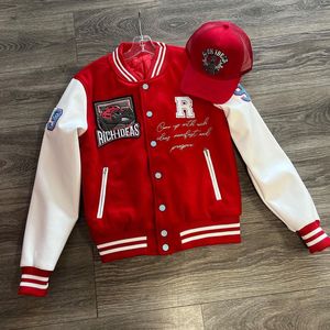 แจ็คเก็ตวาร์ซิตี้ Rich Ideas สีแดงขาว ปักอักษร R แบบปัก  สำหรับผู้ชาย สไตล์ Preppy ทรงปกติ ใส่ได้ในฤดูใบไม้ร่วง ปกเสื้อแบบพับได้ - Product Image 5