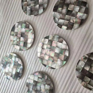 Exquisito Posavasos Artesanal Personalizado Clásico y Ecológico con Mosaico de Piedras para Decoración de Mesa - Product Image 1