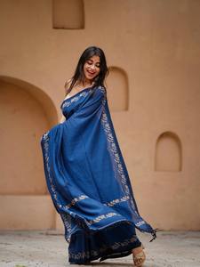Sari traditionnel en coton bleu pour femmes - Vêtement ethnique de haute qualité, infroissable, protection solaire pour mariages, festivals, fêtes - Product Image 4