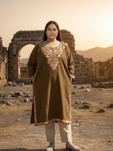 Auténtico Kaftán de Invierno Kashmiri Pheron de Safaa - Product Image 3